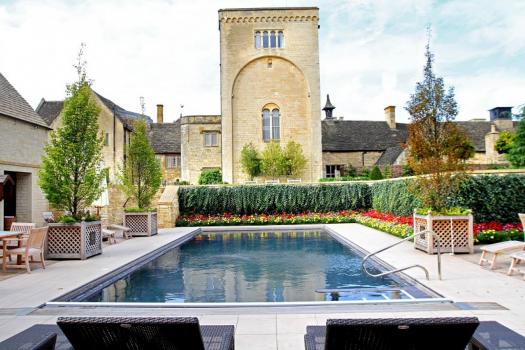 - Ellenborough Park