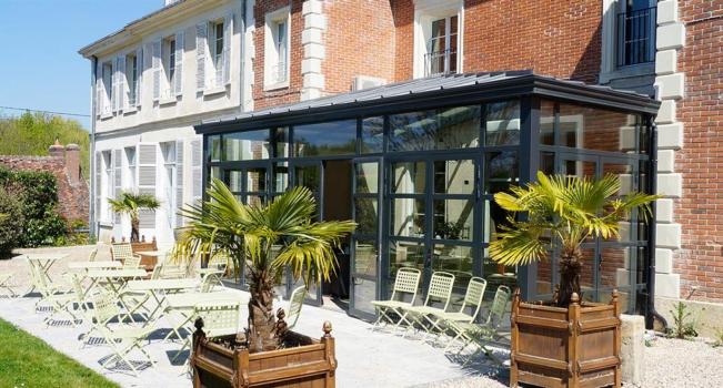 - Domaine des Thômeaux