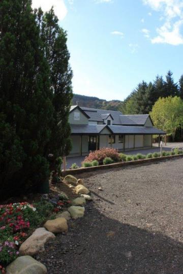 - Brander Lodge Hotel