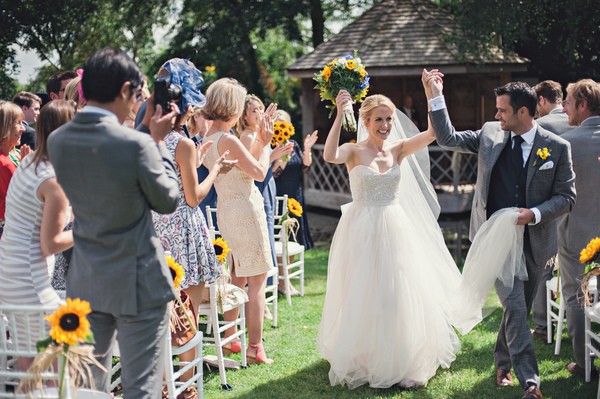 outdoor wedding ceremonies, styling outdoor wedding ceremonies, styling outdoor weddings,