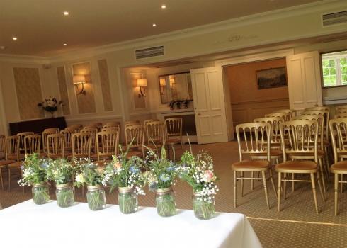 - Esseborne Manor Hotel