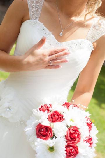 - Mal's Bespoke Bouquets