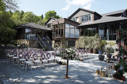 - Lodge on Loch Lomond