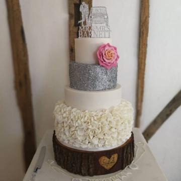 - Kelly's Cake Boutique