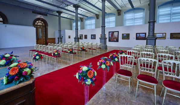 - Birmingham Museum & Art Gallery