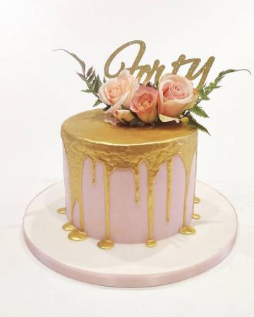 - Kelly's Cake Boutique